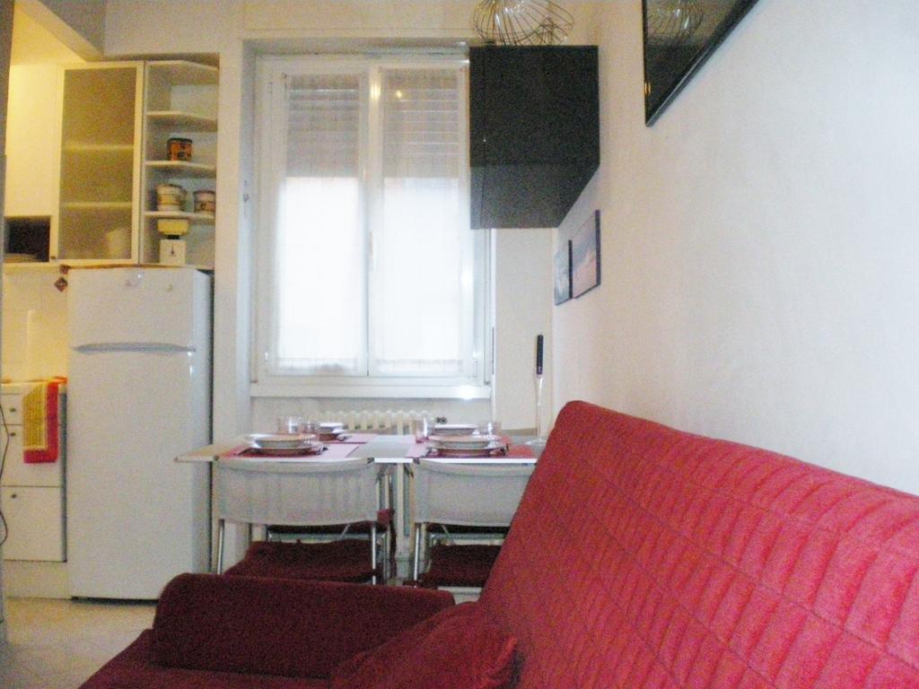 Melozzo Apartment *