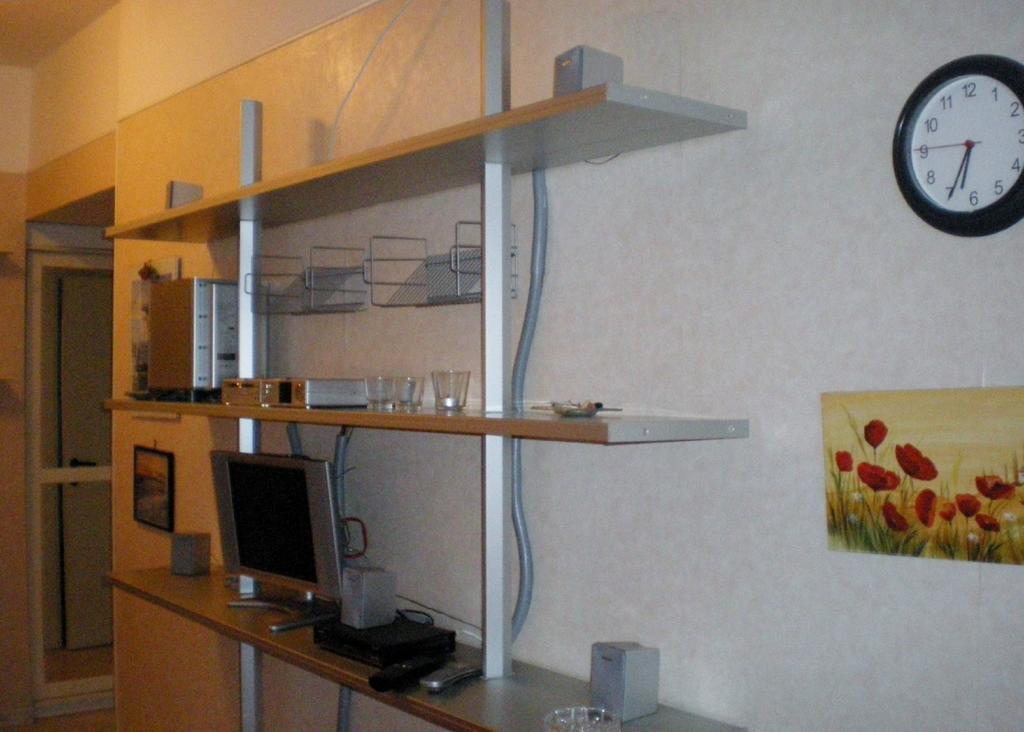 Melozzo Apartment *